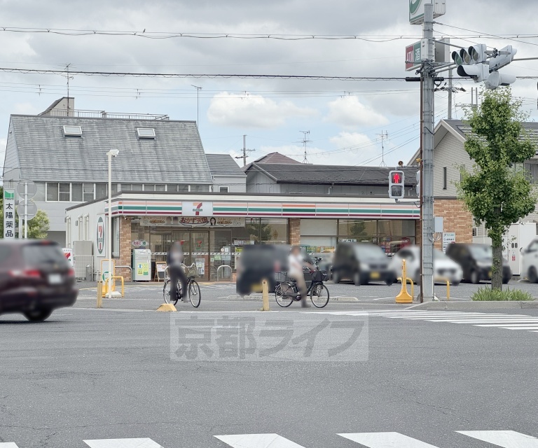 コンビニ　セブンイレブン 草津平井町店（コンビニ）まで299m