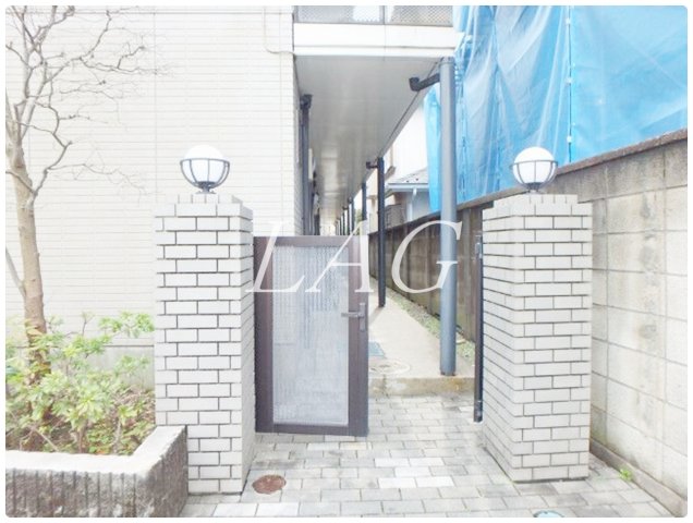 エントランス　門扉です。