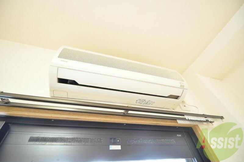 その他設備　嬉しいことにエアコン、もちろん完備です。オールシーズンＯＫ。