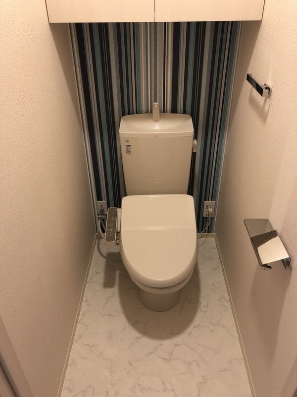 阪急宝塚線 三国駅 徒歩8分 3階建 築8年のトイレ写真