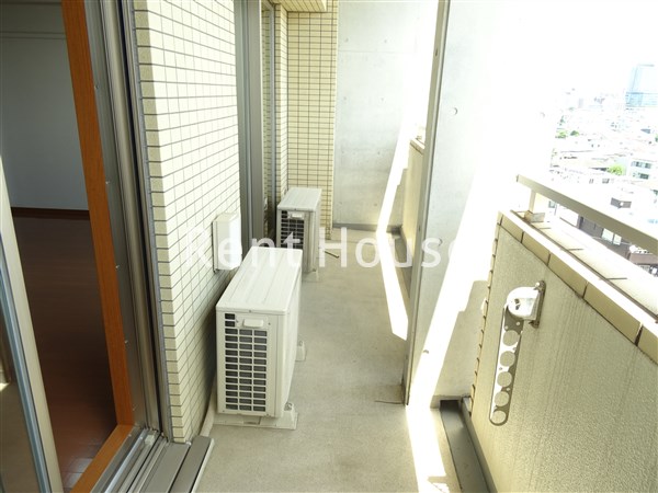 小田急線 下北沢駅 徒歩13分 11階建 築22年の内装写真