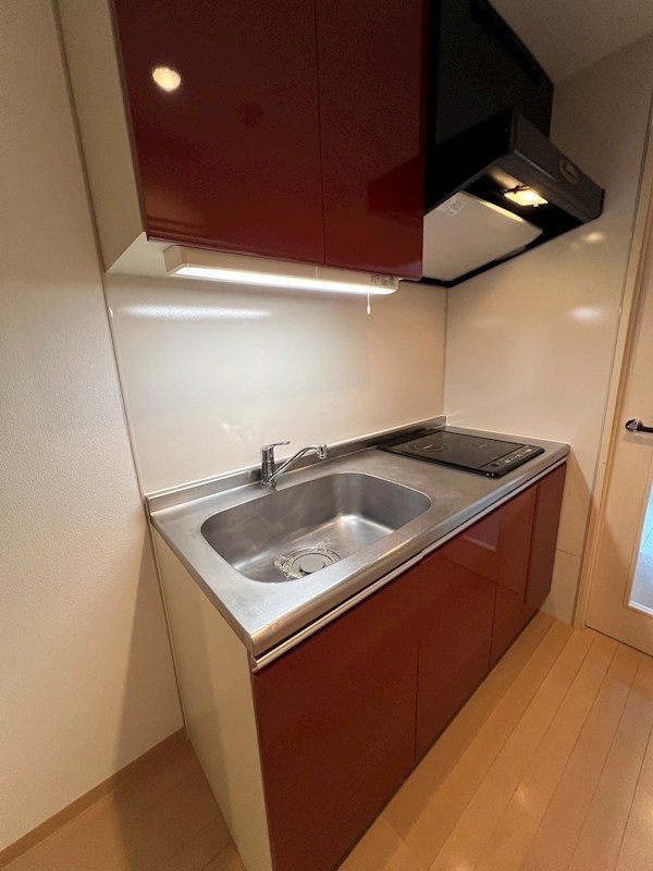 キッチン　※参考写真（同物件別部屋です）