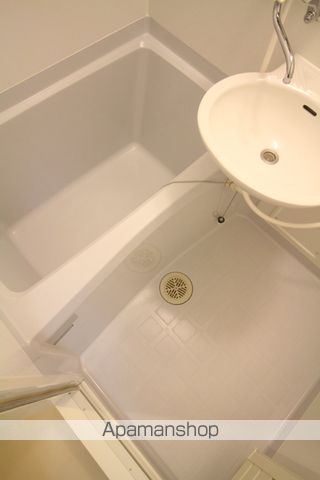レオパレスアデッソIの風呂写真