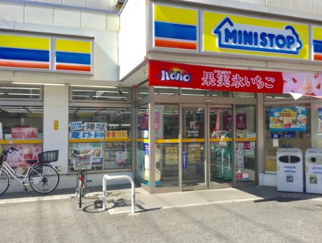 コンビニ　ミニストップ荒川1丁目店（コンビニ）まで154m