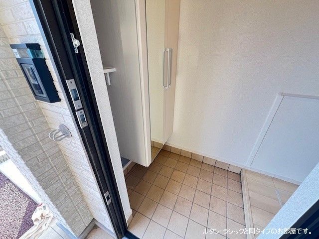 ルタン土ケ崎の玄関写真