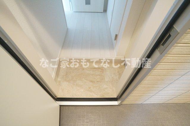 玄関　同タイプ写真