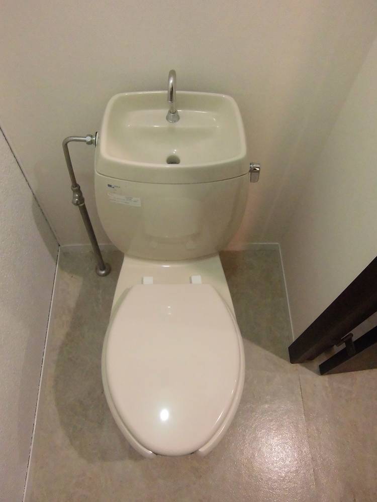 タウンハウス本牧のトイレ写真