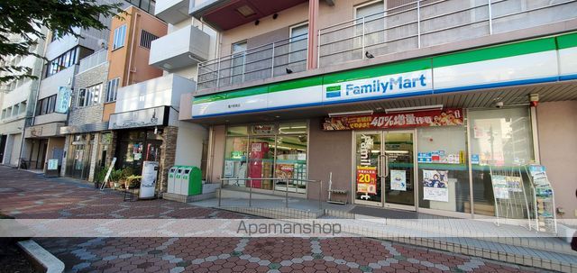 コンビニ　ファミリーマート亀戸駅南店（コンビニ）まで223m
