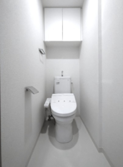 都営大江戸線 両国駅 徒歩7分 7階建 築9年のトイレ写真