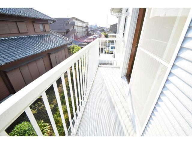 バルコニー　他号室の写真になります。