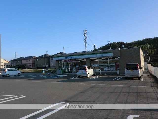 コンビニ　ファミリーマート桑名市桑部店（コンビニ）まで1000m
