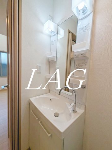 洗面設備　洗面台です。