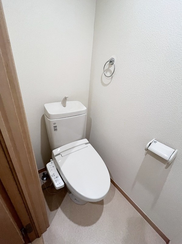 グラン横浜井土ヶ谷のトイレ写真