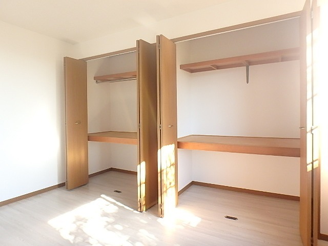 収納　図面と現状に相違がある場合には現状を優先
