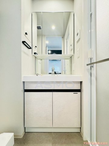 洗面設備　同マンション別部屋参考写真