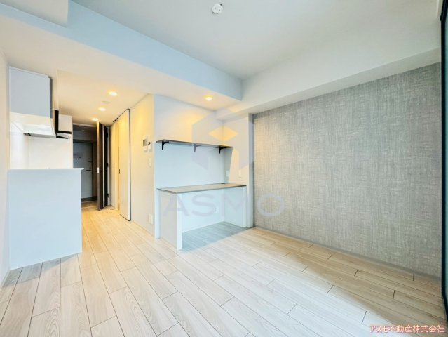 居室・リビング　同マンション別部屋参考写真