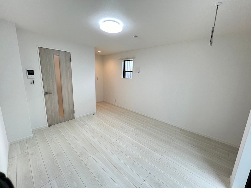 ESTATE PURE 新宿の内装写真