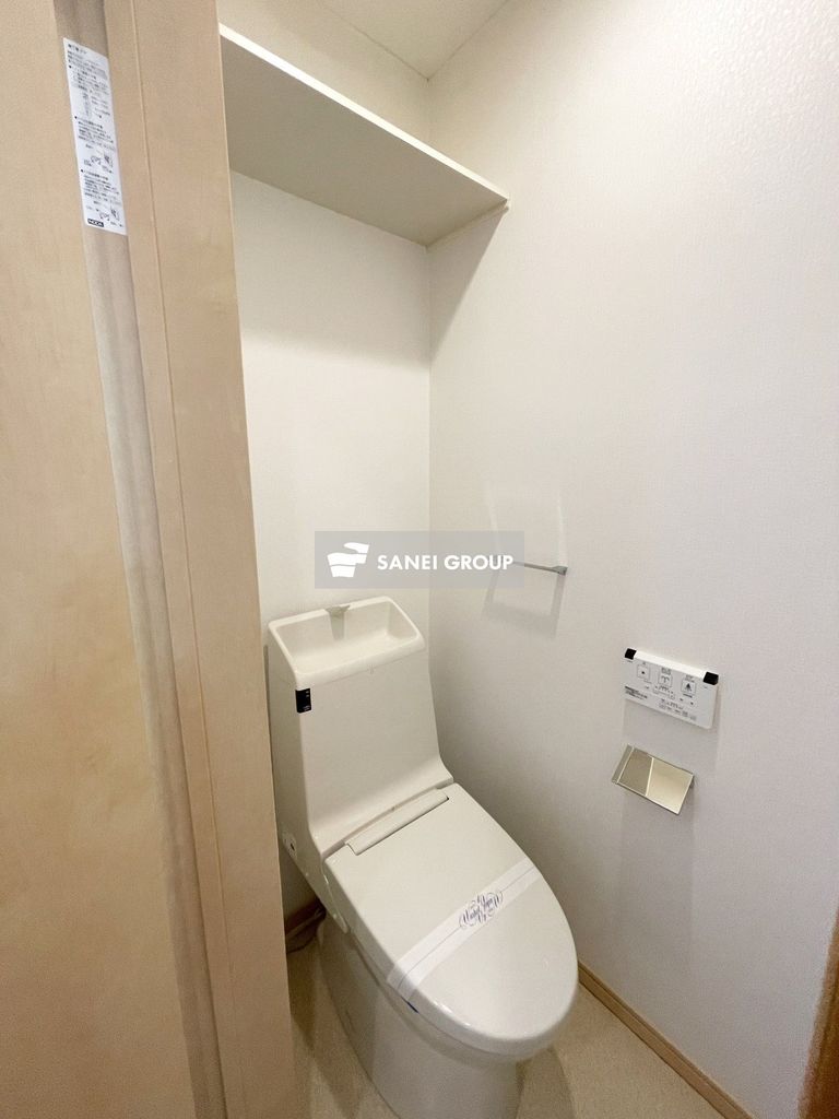 西武新宿線 新所沢駅 徒歩3分 2階建 築12年のトイレ写真