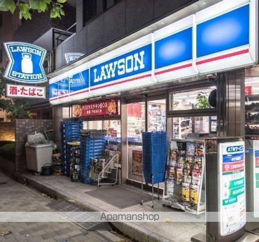 コンビニ　ローソン赤坂九丁目店（コンビニ）まで423m