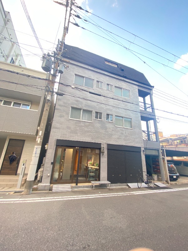 大阪市此花区梅香 ガレージハウス