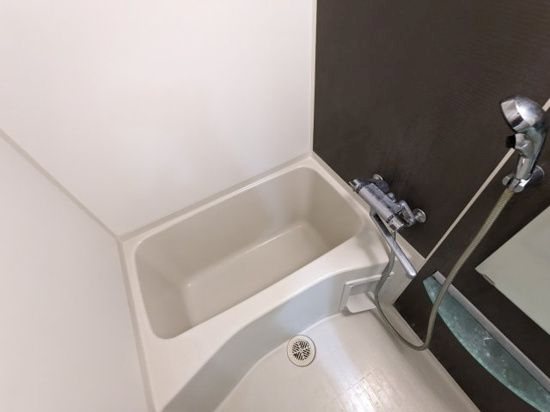 バス・シャワールーム　※写真は参考となりますのでご注意ください。