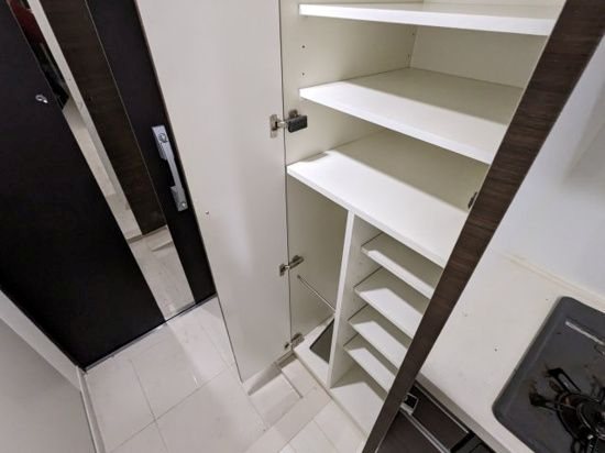 玄関　※写真は参考となりますのでご注意ください。