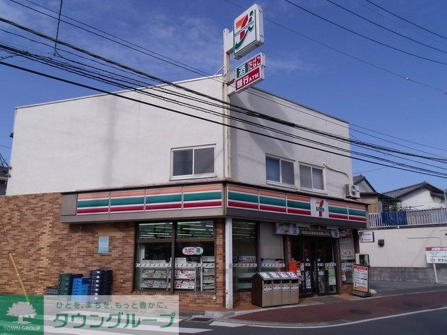 コンビニ　セブンイレブン（コンビニ）まで160m