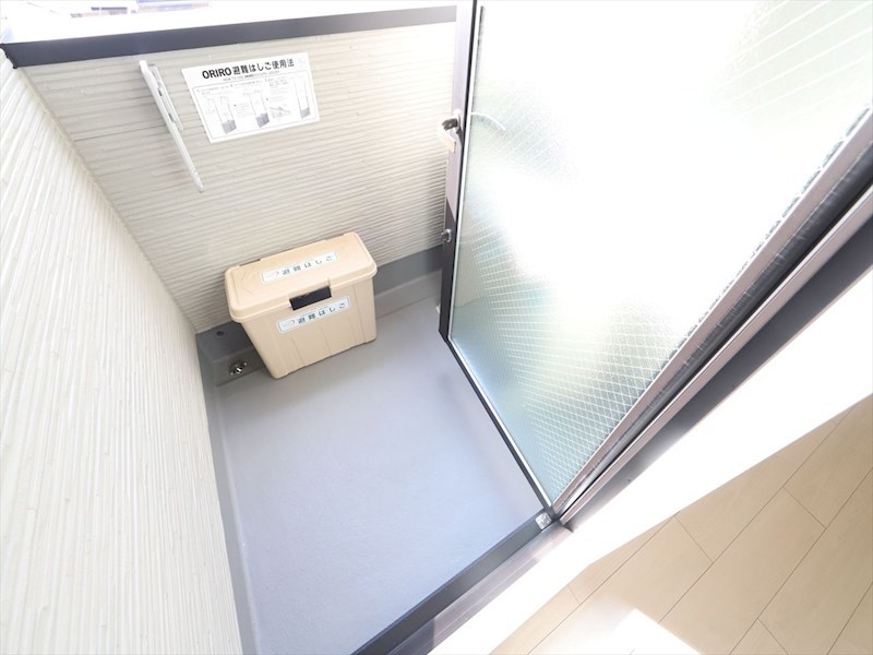 バルコニー　バルコニー　同仕様写真