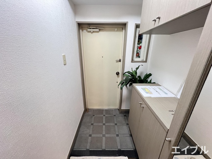 レリディアンスビューマの玄関写真