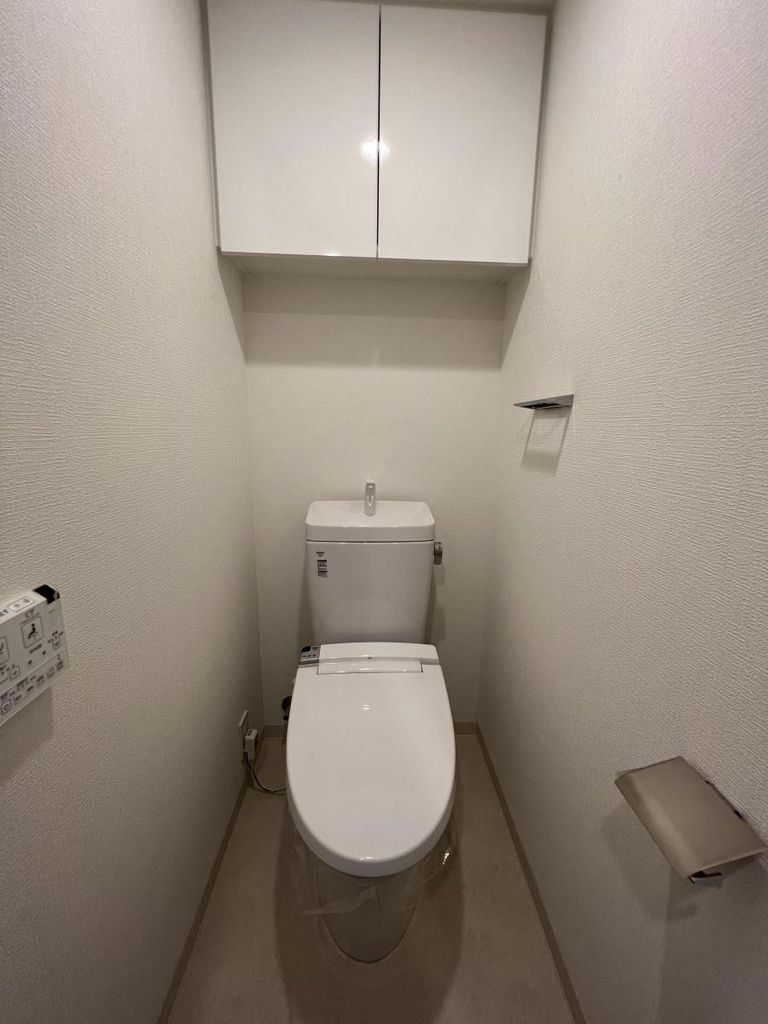 ＪＲ京浜東北線 大森駅 徒歩12分 11階建 築5年のトイレ写真