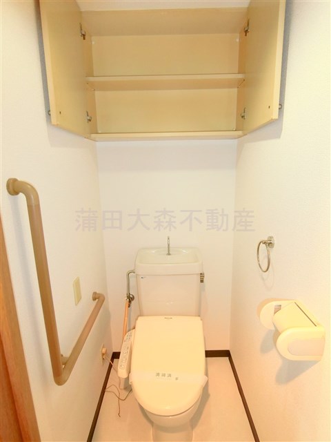 トイレ　温水洗浄便座付き　トイレ