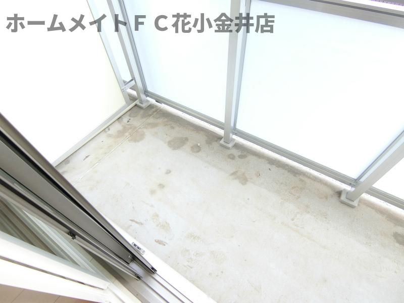 バルコニー　お洗濯にも便利なバルコニー付き