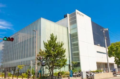 図書館　逗子市立図書館（図書館）まで1410m