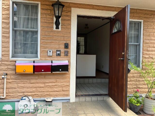 エントランス　★お部屋探しは株式会社タウンハウジング東京まで★