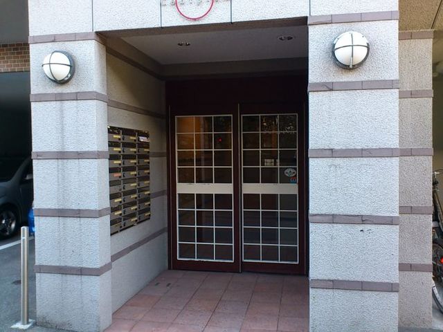 建物外観　エントランス