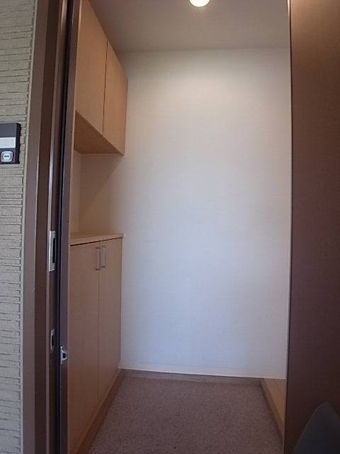 玄関　同社仕様