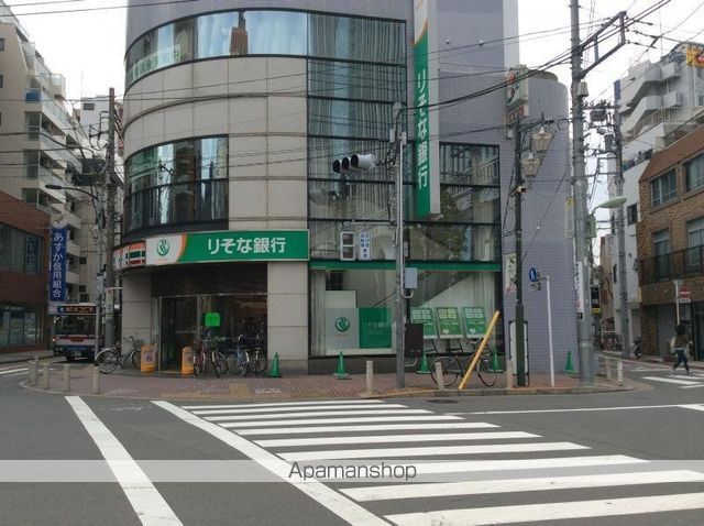 銀行　りそな銀行　蒲田支店（銀行）まで178m