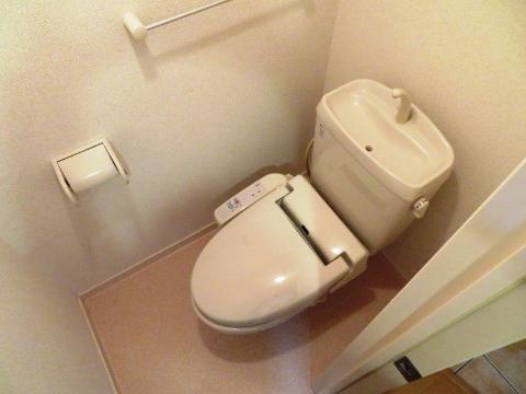 トイレ　シャワー付トイレ