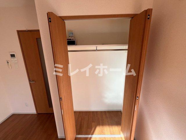 収納　同建物内、別のお部屋の参考写真になります。