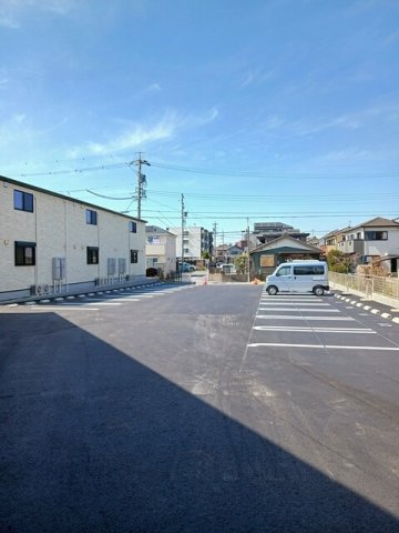 駐車場　駐車場に車を止められます