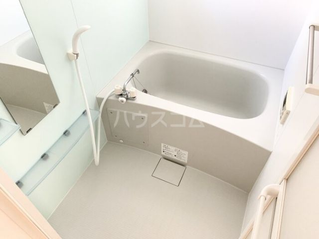 メゾンソレイユの風呂写真