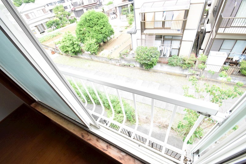 小田急小田原線 愛甲石田駅 徒歩8分 2階建 築41年の内装写真