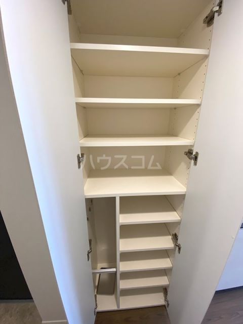 収納