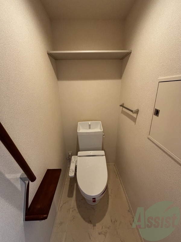 トイレ　トイレはウォシュレット機能付き。シャワートイレは日本の宝。