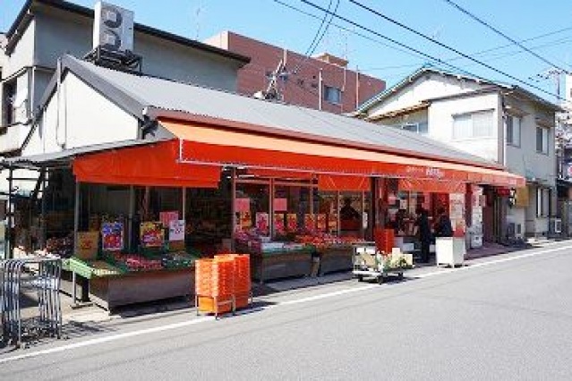 スーパー　ママチェーンまるすぎ吉島店（スーパー）まで184m