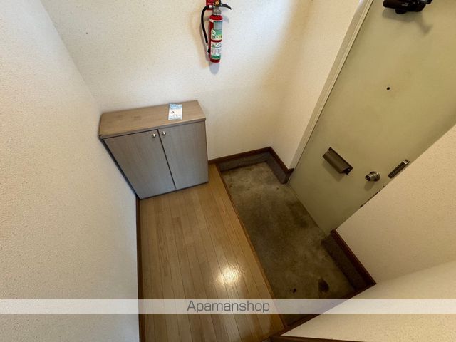 コーポフラワーIIIの玄関写真
