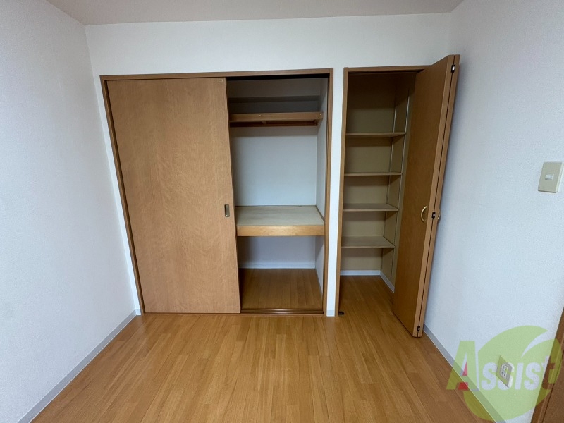 収納　収納もバッチリあるのでお部屋が片付きますよ！