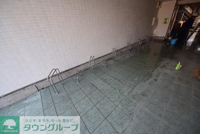 エントランス　お問合せはタウンハウジングまで！※現地待合わせ相談可能