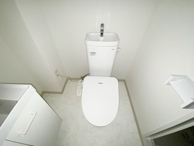 ＪＲ埼京線 中浦和駅 徒歩11分 9階建 築4年のトイレ写真