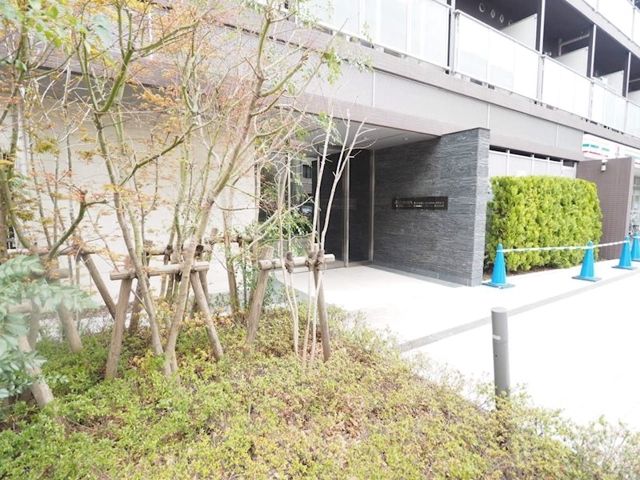 京急本線 新馬場駅 徒歩6分 8階建 築12年の外観写真